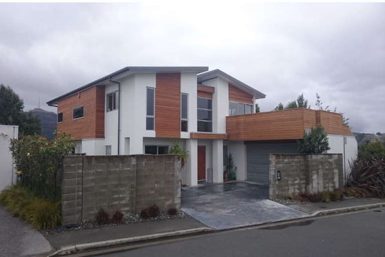 Photo of property in 4 Sasaram Lane, Cashmere, Christchurch, 8022