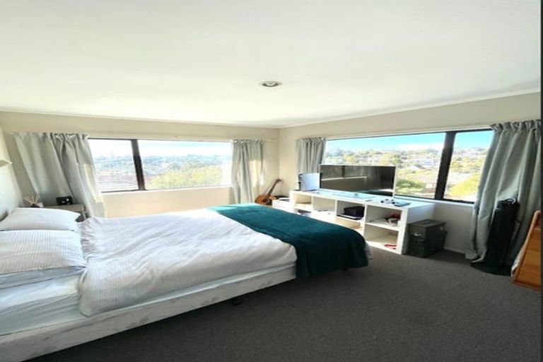 Photo of property in 1/13 Naviti Place, Browns Bay, Auckland, 0630