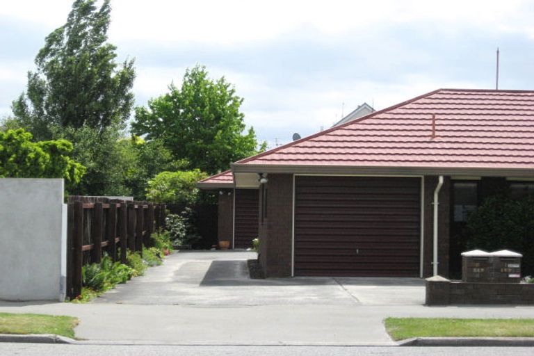 Photo of property in 1/149 Withells Road, Avonhead, Christchurch, 8042