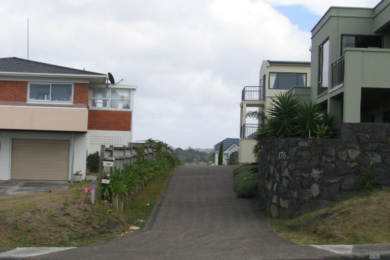 Photo of property in 176b East Coast Road, Forrest Hill, Auckland, 0620