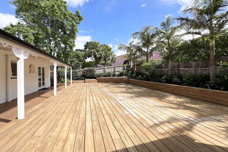 Photo of property in 1/132 Nile Road, Milford, Auckland, 0620