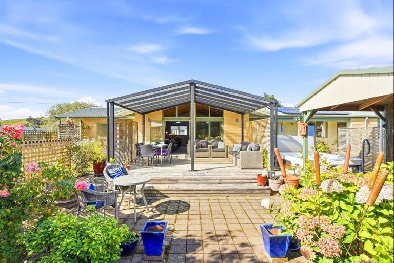 Photo of property in 90 Tyndall Street, Pahiatua, 4910