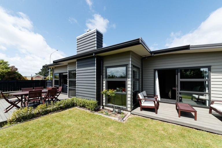 Photo of property in 63d James Line, Kelvin Grove, Palmerston North, 4414