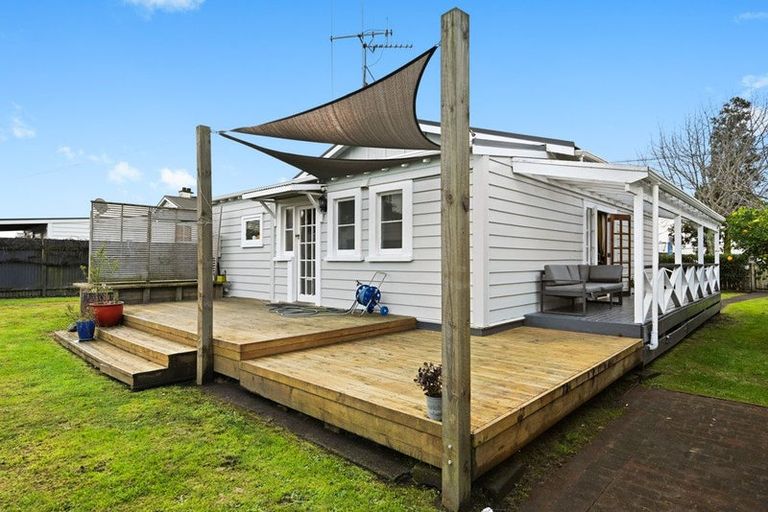 Photo of property in 14 Pukeko Street, Frankton, Hamilton, 3204