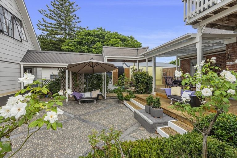 Photo of property in 15 Bernard Street, Avenues, Whangarei, 0110