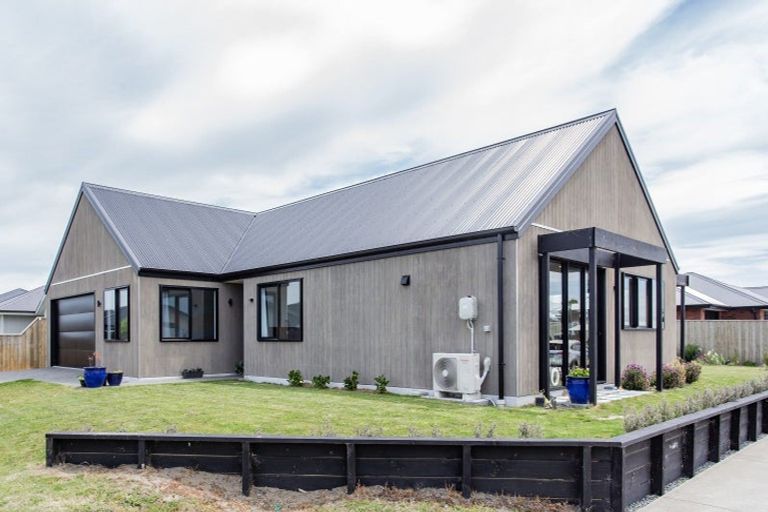 Photo of property in 11 Katipo Way, Pegasus, 7612