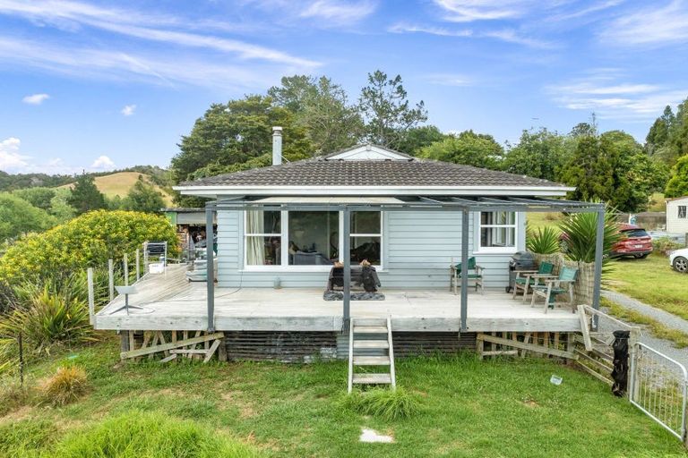 Photo of property in 32 Kopeti Road, Hukerenui, Hikurangi, 0182