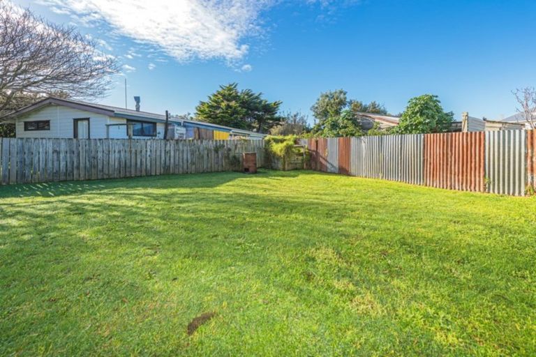 Photo of property in 188 Cornfoot Street, Castlecliff, Whanganui, 4501