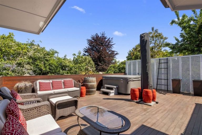 Photo of property in 40a Shelbourne Street, Nelson, 7010