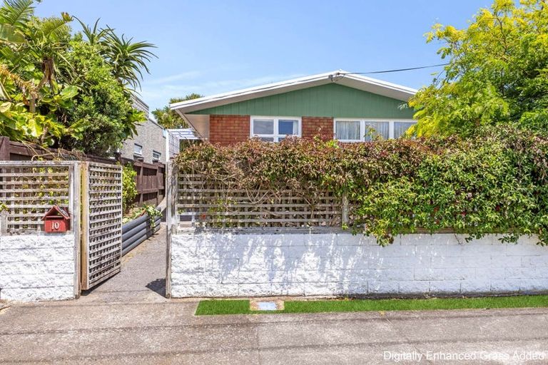 Photo of property in 10 Vogel Street, Fitzroy, New Plymouth, 4312
