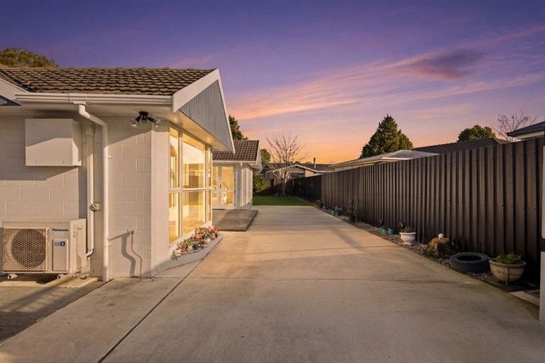 Photo of property in 24 Ashbourne Street, Burnside, Christchurch, 8053