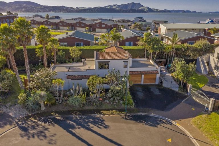 Photo of property in 4 School House Lane, Whitianga, 3510