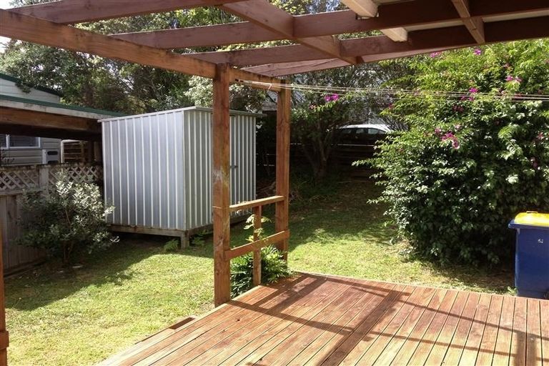 Photo of property in 15 Camrose Place, Glenfield, Auckland, 0629