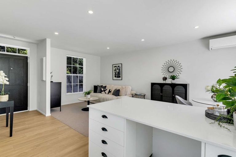 Photo of property in 4/36 Allard Street, Edgeware, Christchurch, 8013