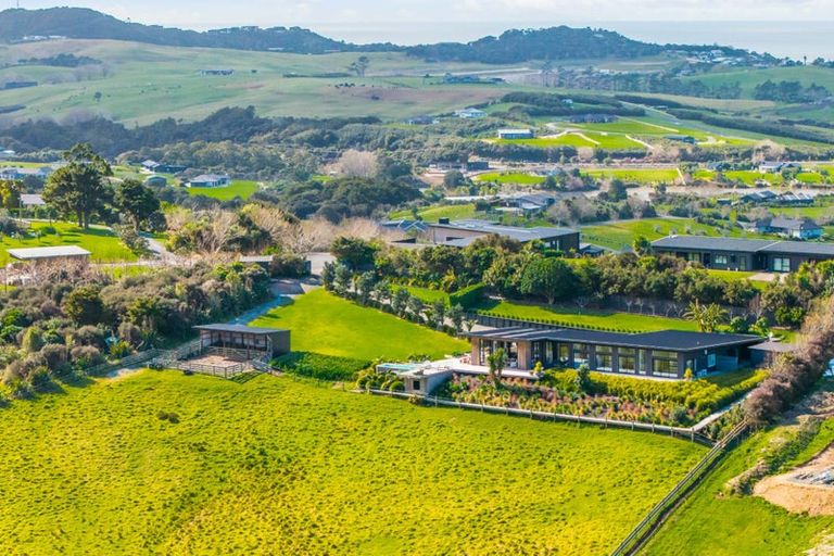 Photo of property in 120 Robert Hastie Drive, Mangawhai, 0573