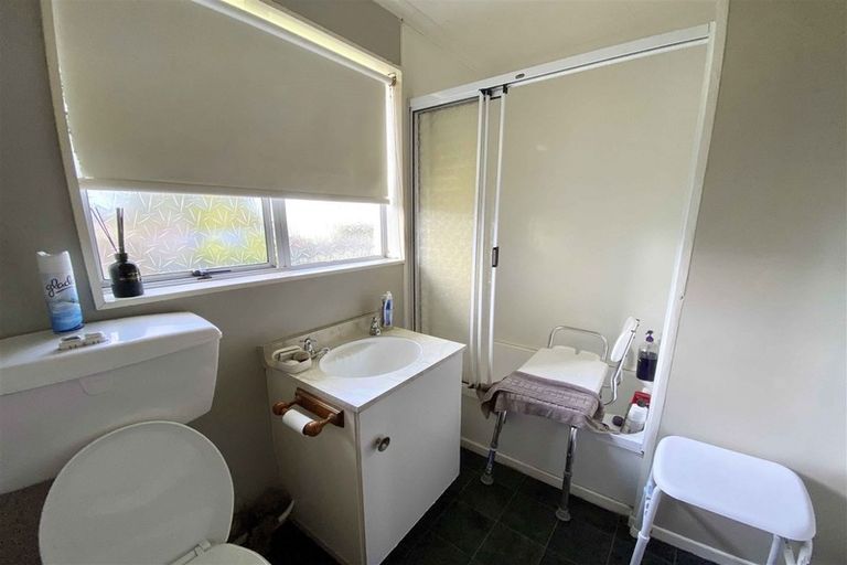 Photo of property in 114 Bay Road, Grasmere, Invercargill, 9810