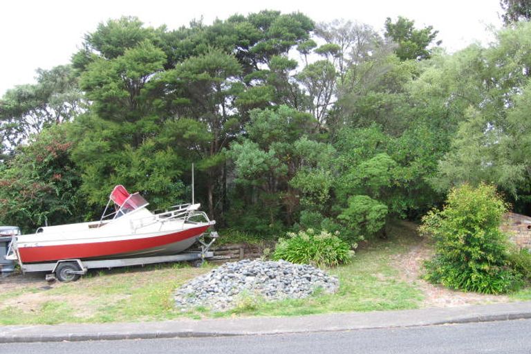 Photo of property in 3 Torbay Heights, Torbay, Auckland, 0630