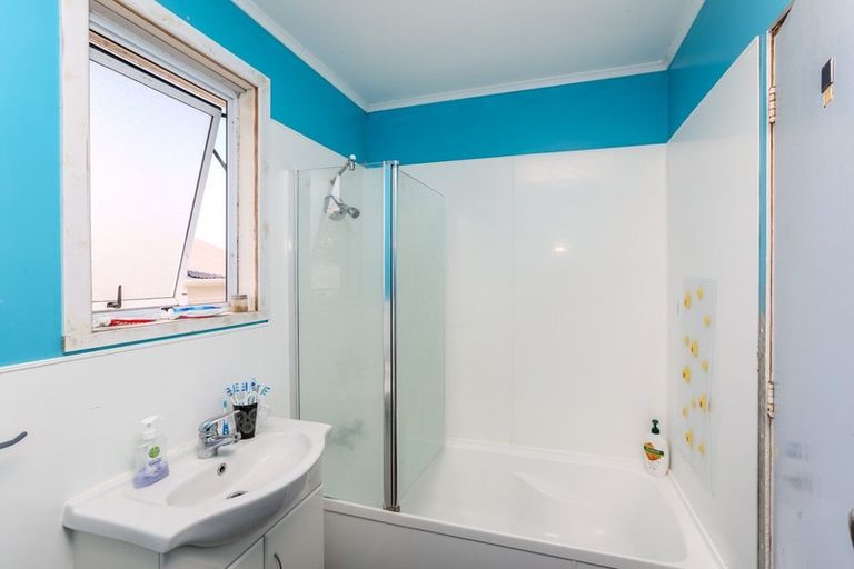 Photo of property in 7 Wiremu Place, Blagdon, New Plymouth, 4310