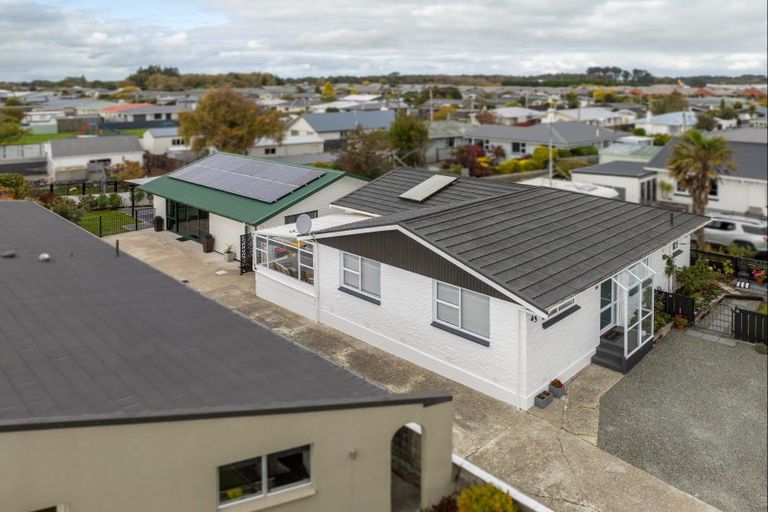 Photo of property in 45 Edinburgh Crescent, Waikiwi, Invercargill, 9810