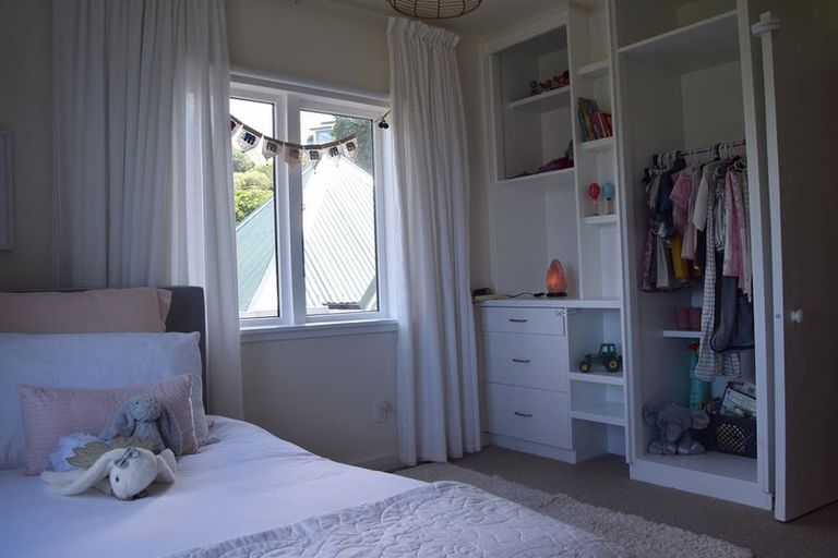 Photo of property in 100 Amritsar Street, Khandallah, Wellington, 6035