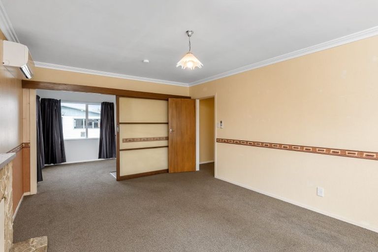 Photo of property in 26 Stirling Street, Levin, 5510