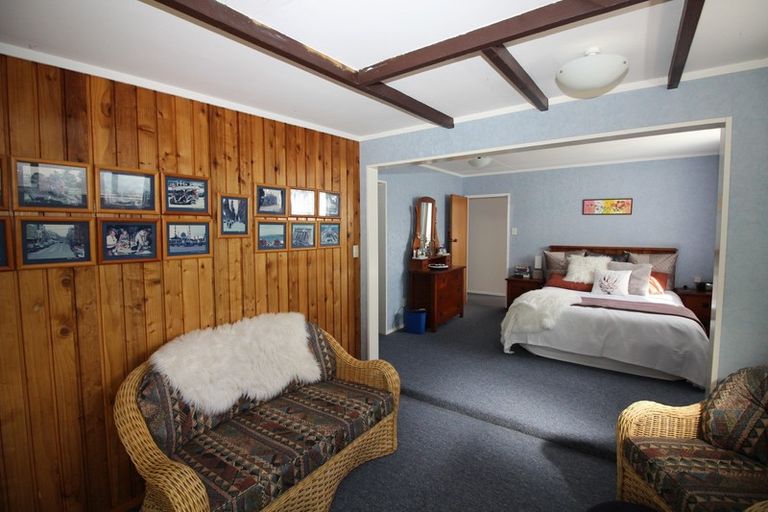 Photo of property in 123 Guy Street, Dannevirke, 4930