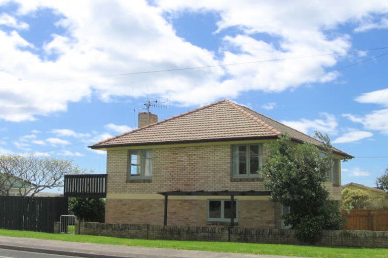 Photo of property in 24 Ocean View Road, Waihi Beach, 3611