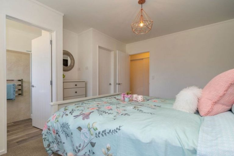 Photo of property in 30 Ngawhatu Road, Stoke, Nelson, 7011