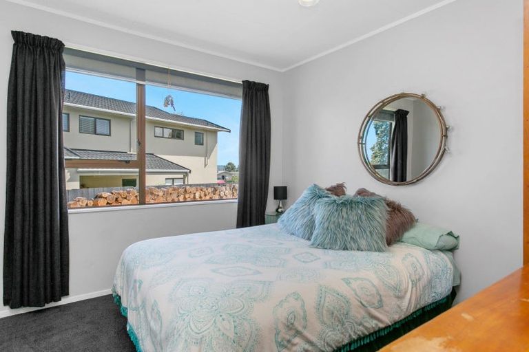 Photo of property in 45 Grace Crescent, Richmond Heights, Taupo, 3330