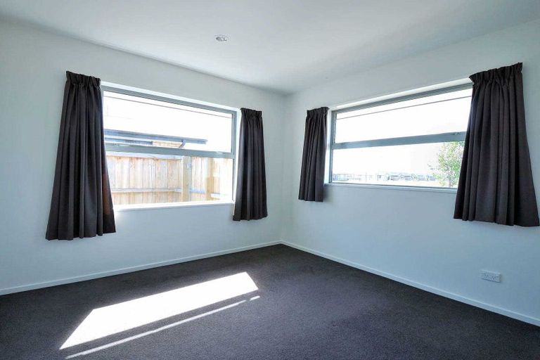 Photo of property in 129 Infinity Drive, Pegasus, 7612