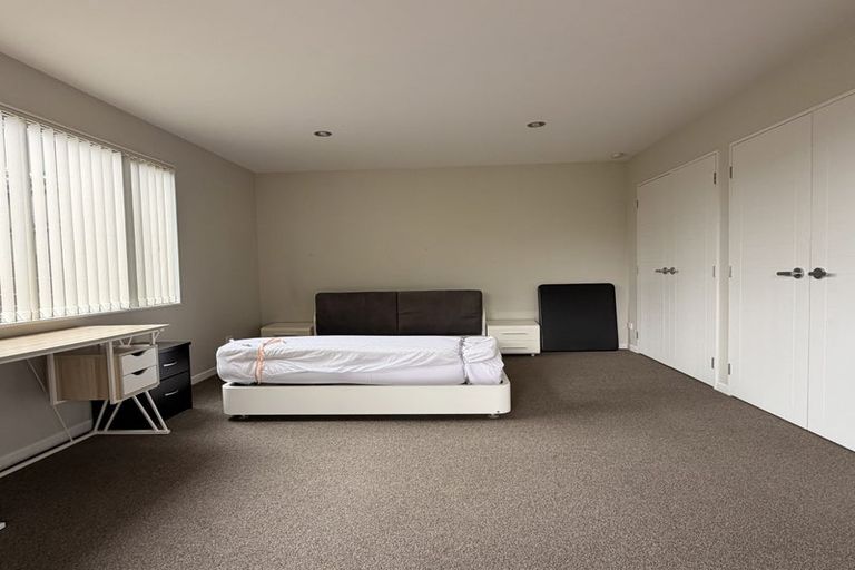 Photo of property in 70 Laurel Oak Drive, Schnapper Rock, Auckland, 0632