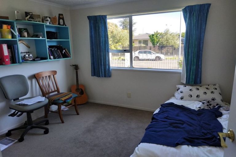 Photo of property in 20 Chadlington Street, Parklands, Christchurch, 8083