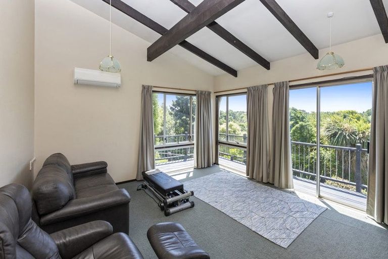 Photo of property in 14 Happy Home Road, Westmorland, Christchurch, 8025