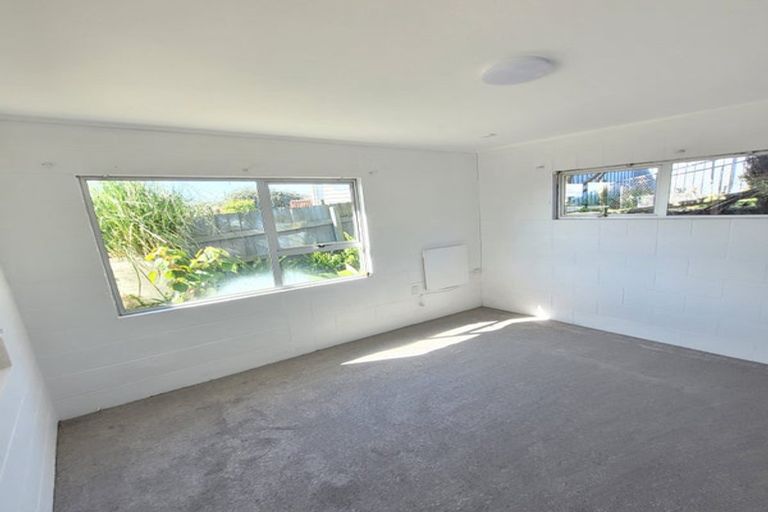 Photo of property in 3 Moera Place, Stanmore Bay, Whangaparaoa, 0932