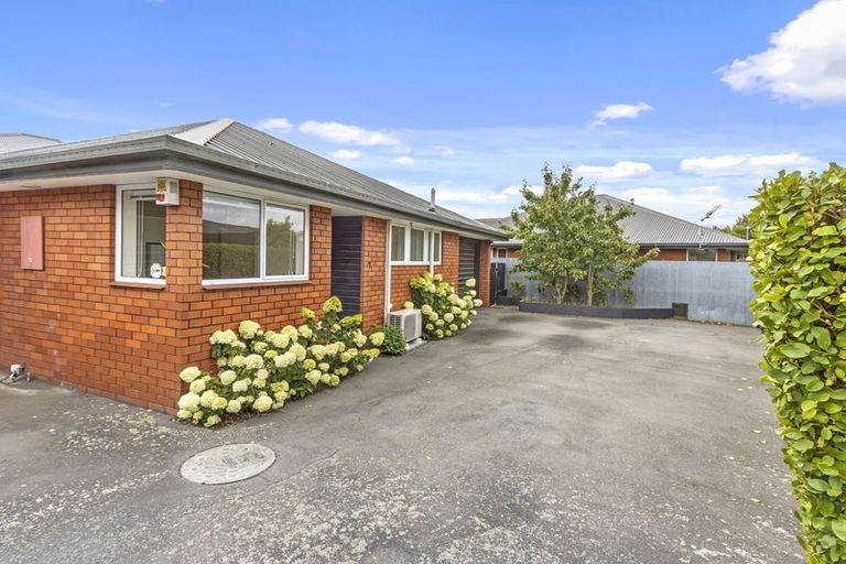 Photo of property in 1/16 Peverel Street, Riccarton, Christchurch, 8011
