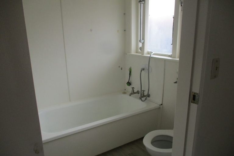 Photo of property in 3/518 Fergusson Drive, Trentham, Upper Hutt, 5018