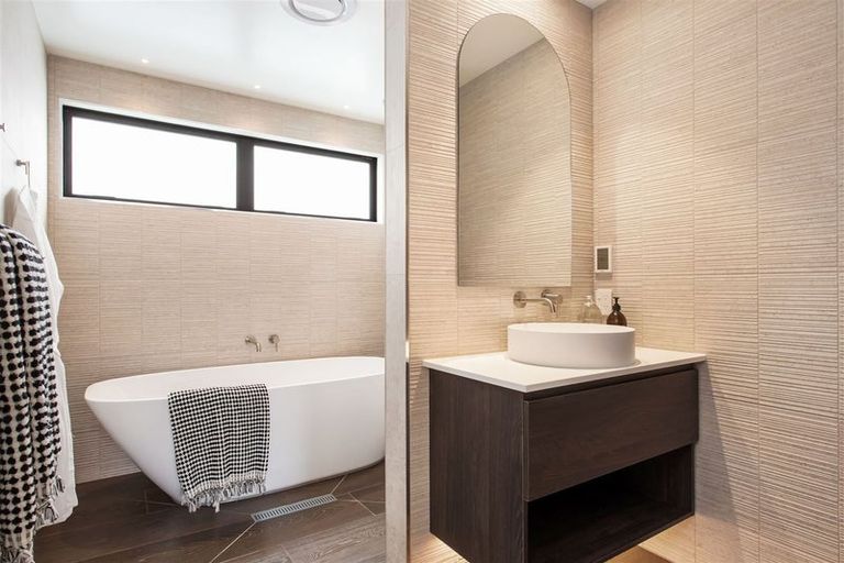 Photo of property in 4/39 Webb Street, St Albans, Christchurch, 8014