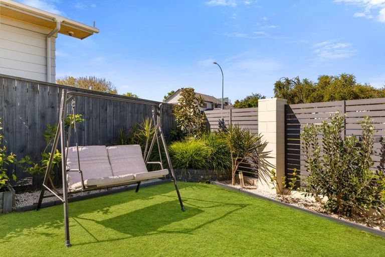 Photo of property in 14a Charntay Avenue, Clover Park, Auckland, 2019