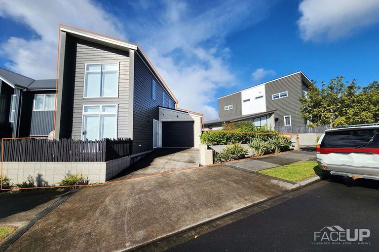 Photo of property in 13 Teal Way, Hobsonville, Auckland, 0616