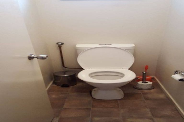 Photo of property in 27 Astor Place, Manurewa, Auckland, 2102