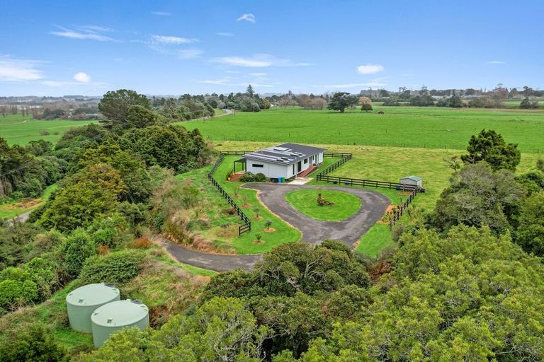 Photo of property in 346 Rahui Road, Otaki, 5583