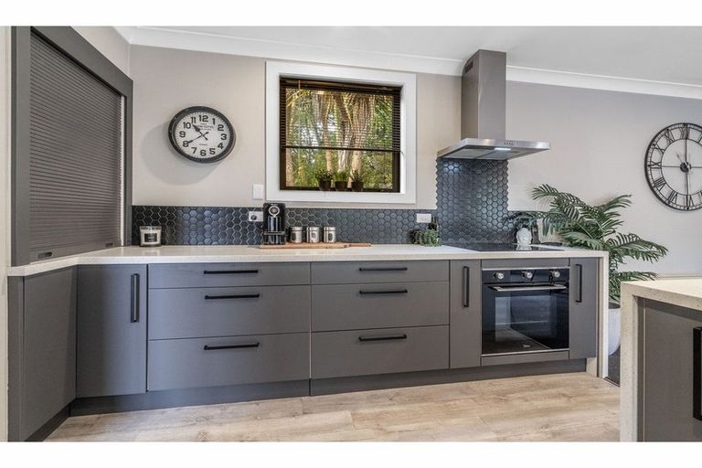 Photo of property in 88 Marama Avenue North, Otatara, Invercargill, 9879