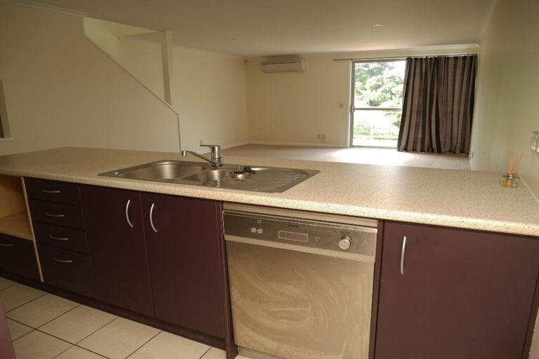 Photo of property in 3/27 The Rigi, Northland, Wellington, 6012