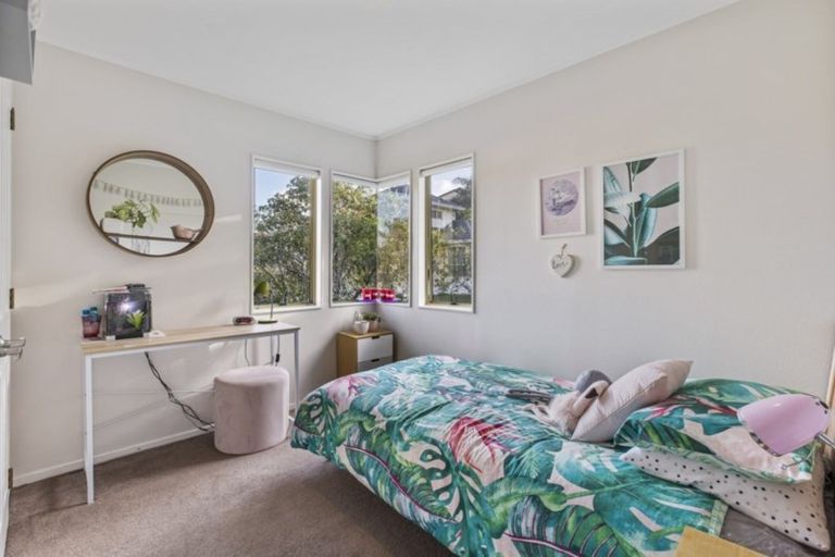 Photo of property in 12 Cashel Place, Torbay, Auckland, 0630