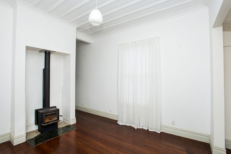 Photo of property in 12 Iranui Road, Inner Kaiti, Gisborne, 4010