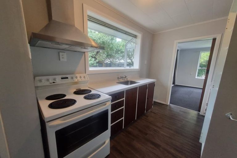 Photo of property in 2/156 Knights Road, Hutt Central, Lower Hutt, 5011