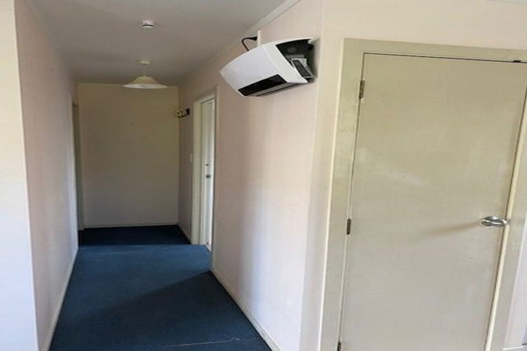 Photo of property in 77 Awaruku Road, Torbay, Auckland, 0630