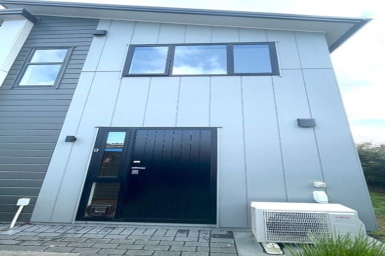 Photo of property in 9/66 Metcalfe Road, Ranui, Auckland, 0612