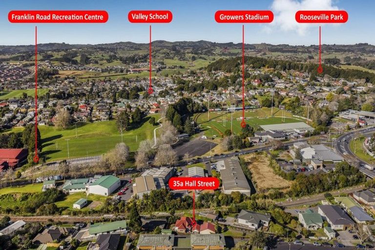 Photo of property in 35a Hall Street, Pukekohe, 2120