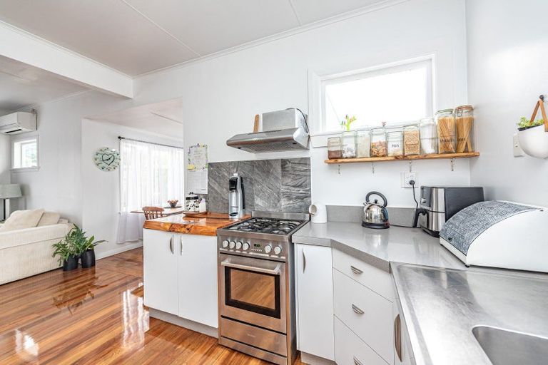 Photo of property in 2 Hodge Place, Aramoho, Whanganui, 4500